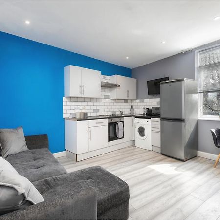 Stockton Town Centre Studio Apartments Free Parking And Wi-Fi Buitenkant foto