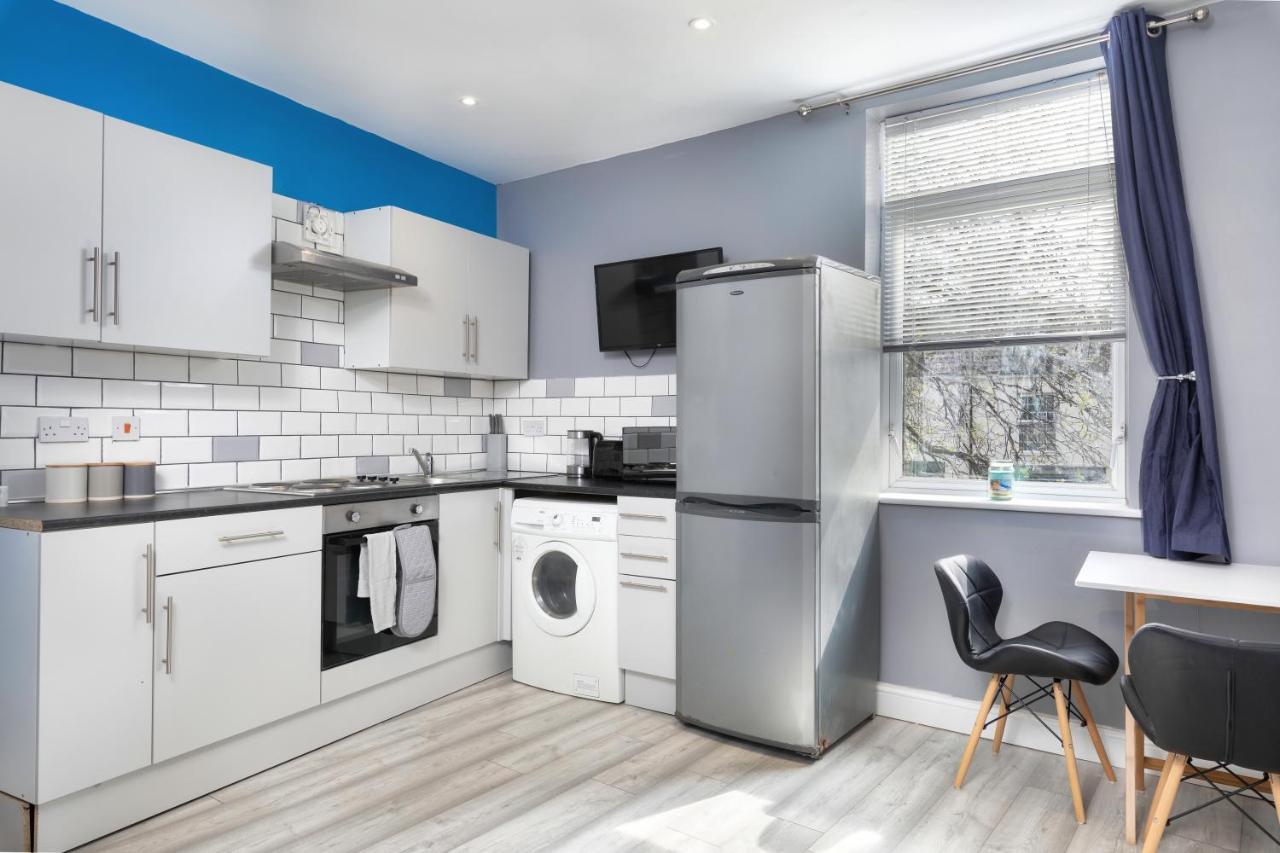 Stockton Town Centre Studio Apartments Free Parking And Wi-Fi Buitenkant foto