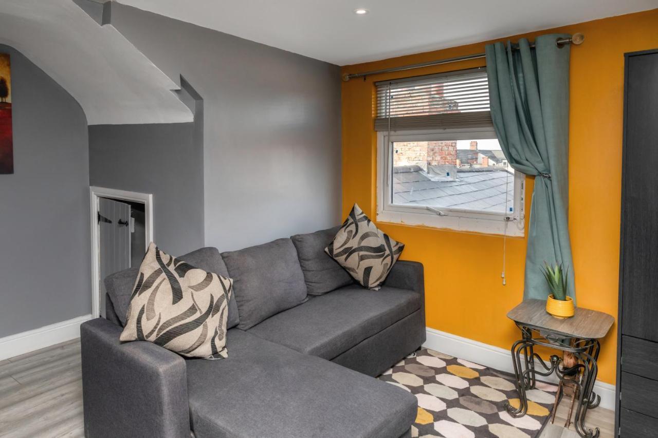 Stockton Town Centre Studio Apartments Free Parking And Wi-Fi Buitenkant foto